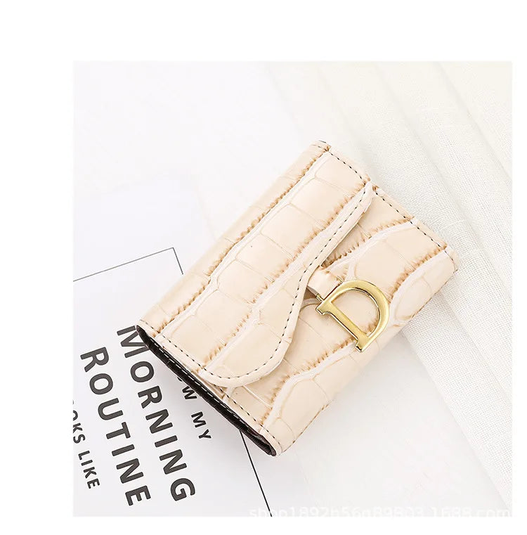 LuxeChic Women's Mini Leather Wallet